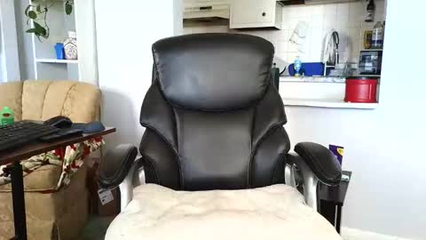 Anthony online show from October 2025 03:11:02 PM