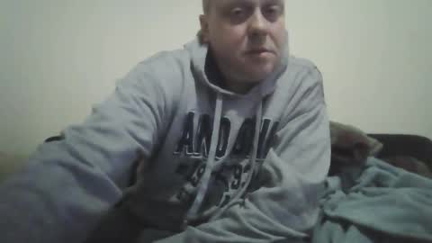 Snapshot of ballzrockwell chatting on April 2026 04:11:01 AM ballzrockwell online show from April 2026 04:11:01 AM