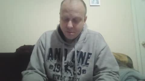 Snapshot of ballzrockwell chatting on April 2026 02:10:01 PM ballzrockwell online show from April 2026 02:10:01 PM
