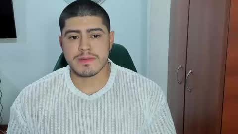 Snapshot of baltazardupont chatting on September 2025 11:44:01 AM Andres - online show from September 2025 11:44:01 AM