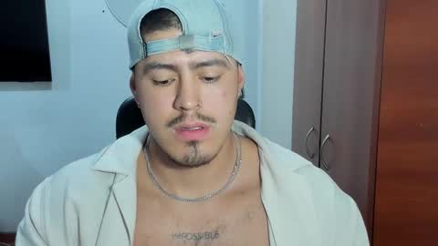 Snapshot of baltazardupont chatting on February 2026 09:24:02 AM Andres - online show from February 2026 09:24:02 AM