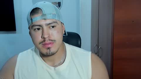 Snapshot of baltazardupont chatting on February 2026 10:10:01 AM Andres - online show from February 2026 10:10:01 AM