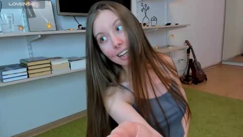 Kira online show from March 2026 11:22:02 PM