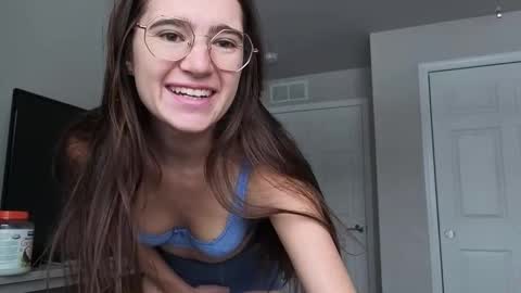 bambifarrina online show from January 2026 04:11:01 PM