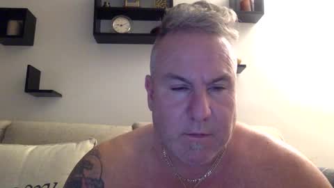 banana5289 online show from January 2025 02:10:01 AM