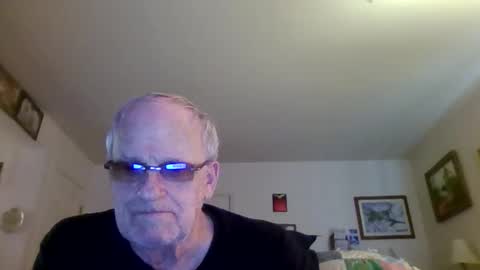 Snapshot of banana_hammock70 chatting on April 2026 03:39:02 PM banana_hammock70 online show from April 2026 03:39:02 PM