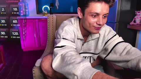 Snapshot of bananachill chatting on December 2024 07:30:01 AM Chill online show from December 2024 07:30:01 AM
