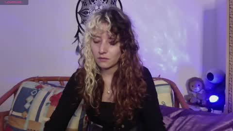 Snapshot of bandit_monkey chatting on January 2025 04:10:02 AM V E R O N I C A online show from January 2025 04:10:02 AM