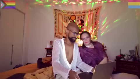 Snapshot of bandohusbando chatting on December 2024 01:32:02 AM Bando Husbando online show from December 2024 01:32:02 AM