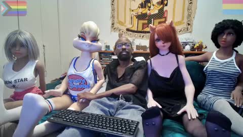 Snapshot of bandohusbando chatting on January 2025 01:45:02 AM Bando Husbando online show from January 2025 01:45:02 AM