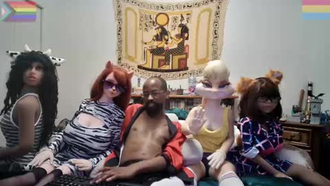 Snapshot of bandohusbando chatting on February 2025 01:55:01 AM Bando Husbando online show from February 2025 01:55:01 AM