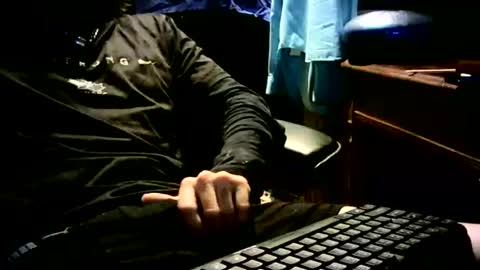 Snapshot of banginondadrumsalldaylong chatting on January 2025 12:24:01 PM banginondadrumsalldaylong online show from January 2025 12:24:01 PM