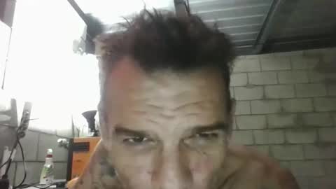 bankerscott734 online show from April 2026 11:52:02 AM