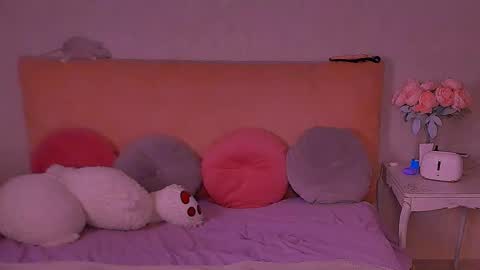 Barbie Kim online show from March 2025 03:34:02 AM