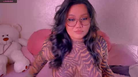 Barbie Kim online show from September 2025 07:36:02 PM