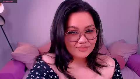 Barbie Kim online show from October 2025 06:48:01 PM