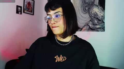  Barbara Moon  online show from November 2025 04:45:02 AM