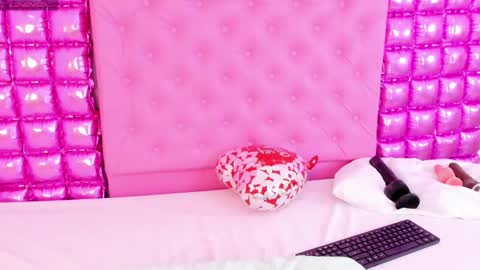 Barbie Hills online show from February 2025 08:10:02 AM