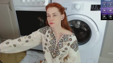 Snapshot of barbarian_girl chatting on October 2025 06:21:01 PM Amina online show from October 2025 06:21:01 PM