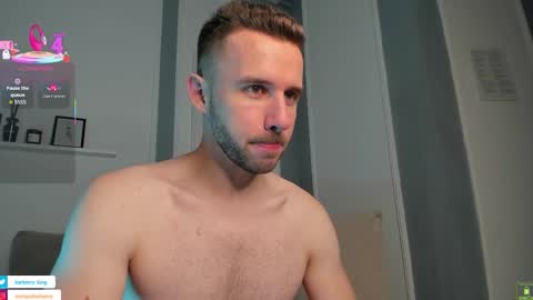 ENRIQUE online show from October 2025 05:39:02 AM