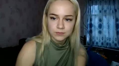 Snapshot of barbie___girl chatting on November 2025 05:30:02 AM barbie___girl online show from November 2025 05:30:02 AM