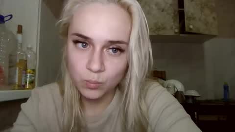 Snapshot of barbie___girl chatting on March 2026 07:21:02 PM barbie___girl online show from March 2026 07:21:02 PM