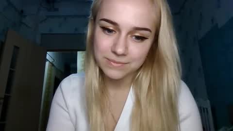 Snapshot of barbie___girl chatting on March 2026 04:02:02 PM barbie___girl online show from March 2026 04:02:02 PM