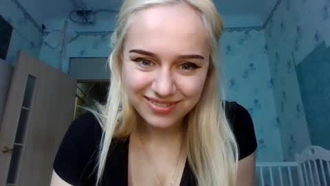 Snapshot of barbie___girl chatting on March 2026 08:42:02 AM barbie___girl online show from March 2026 08:42:02 AM