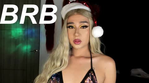 Snapshot of barbie_boy_ chatting on December 2024 11:22:02 AM I work from home this is my room 3 online show from December 2024 11:22:02 AM