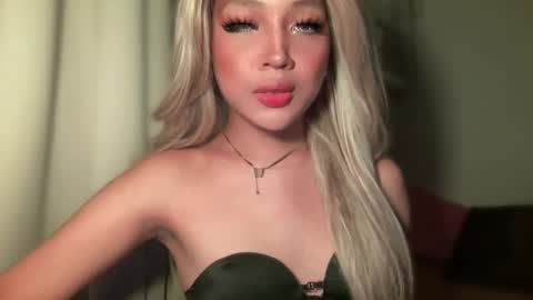 Snapshot of barbie_ford_ chatting on December 2024 08:26:01 AM barbie_ford_ online show from December 2024 08:26:01 AM