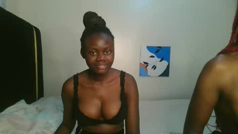 Snapshot of barbie_queen2 chatting on October 2025 01:19:01 PM queen online show from October 2025 01:19:01 PM