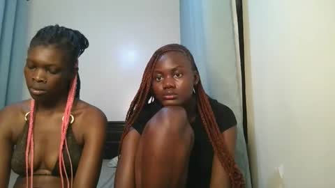 Snapshot of barbie_queen2 chatting on November 2025 12:53:01 AM queen online show from November 2025 12:53:01 AM