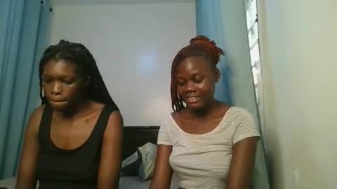 Snapshot of barbie_queen2 chatting on November 2025 01:32:02 PM queen online show from November 2025 01:32:02 PM