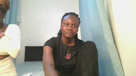 Snapshot of barbie_queen2 chatting on January 2026 08:29:02 AM queen online show from January 2026 08:29:02 AM