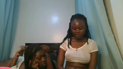 Snapshot of barbie_queen2 chatting on January 2026 10:15:01 PM queen online show from January 2026 10:15:01 PM