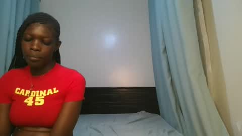 Snapshot of barbie_queen2 chatting on January 2026 11:53:02 PM queen online show from January 2026 11:53:02 PM