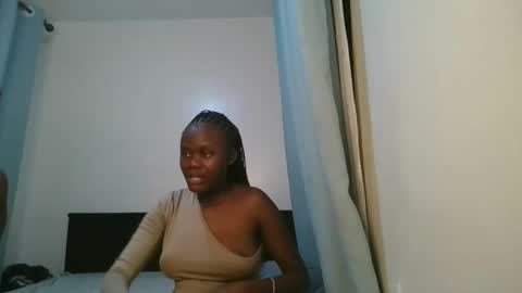 queen online show from March 2026 02:04:02 AM