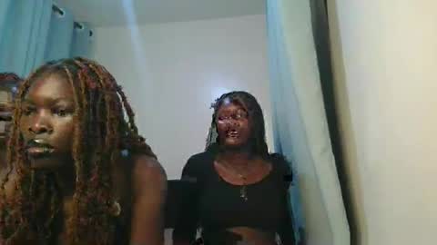 queen online show from March 2026 09:51:02 PM