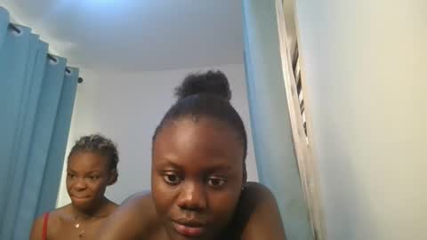 queen online show from March 2026 12:16:01 PM