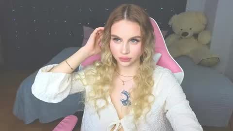 Eva online show from May 2026 04:04:02 PM