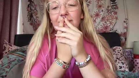 barbiegirl966 online show from October 2025 09:29:01 AM