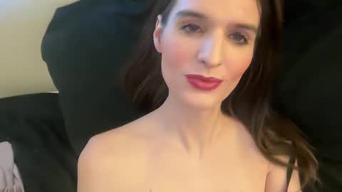 Snapshot of barbiejules chatting on February 2025 09:05:02 PM BarbieJules online show from February 2025 09:05:02 PM