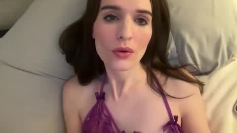 Snapshot of barbiejules chatting on October 2025 07:11:01 PM BarbieJules online show from October 2025 07:11:01 PM