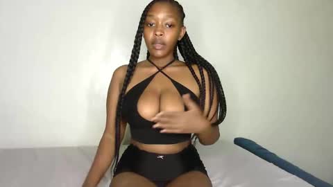 Mel online show from February 2026 02:21:02 AM