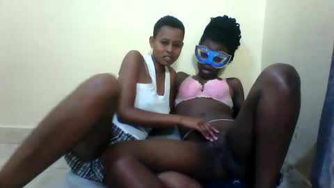 barbies_girles online show from November 2025 12:43:01 AM