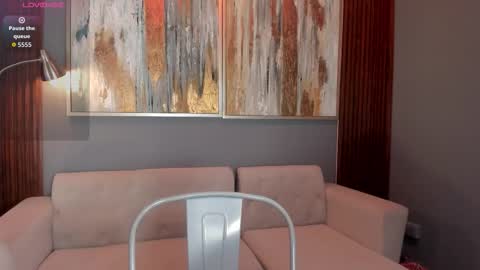 Snapshot of barbra_smith chatting on November 2025 12:49:01 PM Luna online show from November 2025 12:49:01 PM