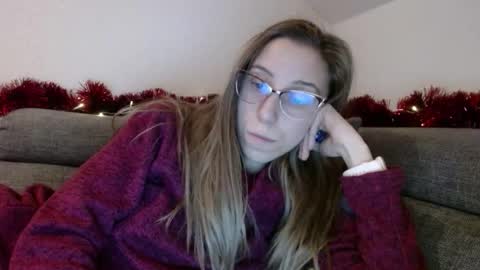 Lena online show from January 2026 05:37:01 PM