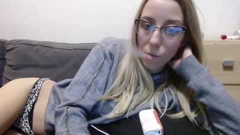 Lena online show from February 2026 05:11:01 PM