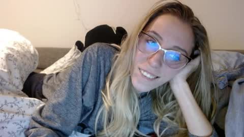 Lena online show from March 2026 06:47:02 PM