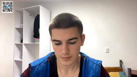 Snapshot of barepulse chatting on December 2025 07:30:02 PM Eric online show from December 2025 07:30:02 PM